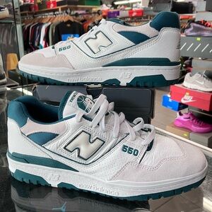 New Balance 550 Vintage Teal Size 10.5